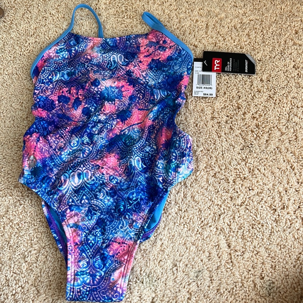 TYR women’s swim